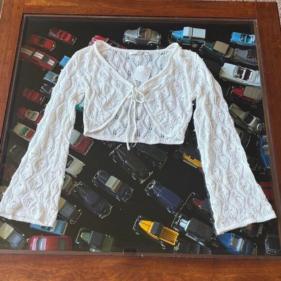 Altard State Brand New with Tags White Crop Cardigan Pearls Lace Bell Sleeve - Picture 5 of 8